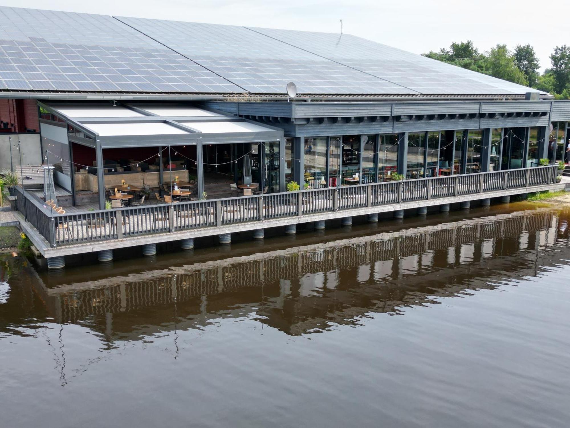 Veenland Hotel Haren Exteriör bild